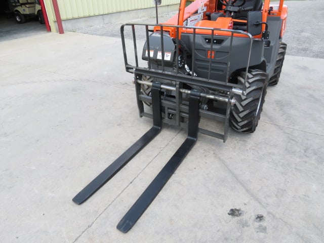 New 2026 SKYTRAK 3013 Telehandler Forklift