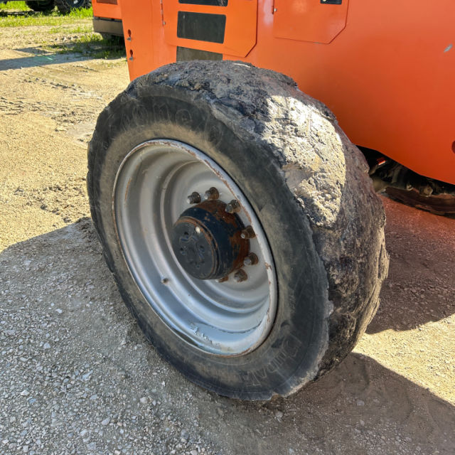 Used 2016 SKYTRAK 8042 Telehandler Forklift