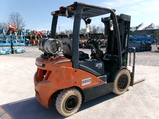 Used 2018 DOOSAN G25N-7 Straight Mast Forklift