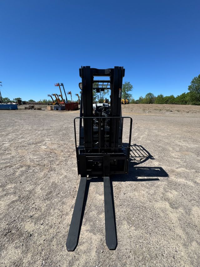 Used 2021 DOOSAN GC25S-9 Straight Mast Forklift