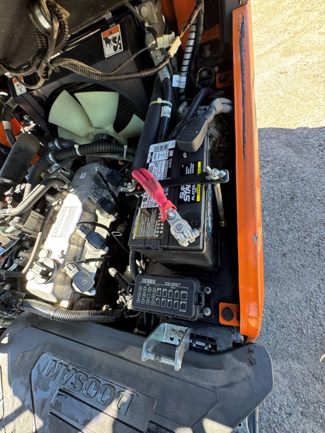 Used 2021 DOOSAN GC30S-9 Straight Mast Forklift