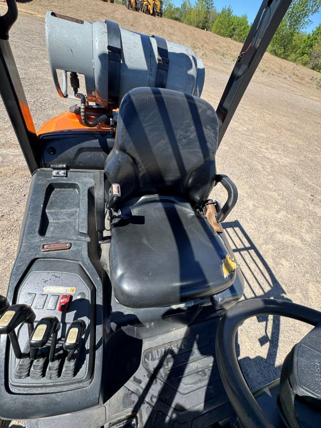 Used 2021 DOOSAN GC30S-9 Straight Mast Forklift