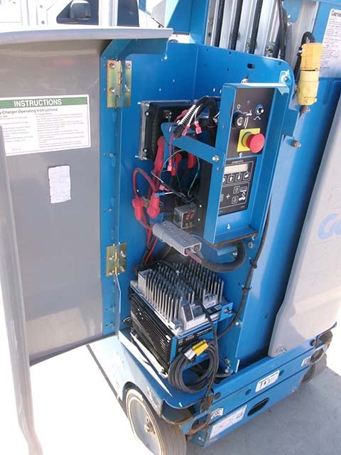 Used 2017 GENIE GR-15 Vertical Mast Boom Lift