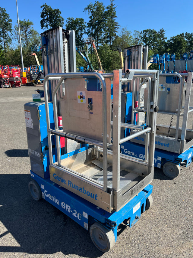 Used 2018 GENIE GR-20 Vertical Mast Boom Lift