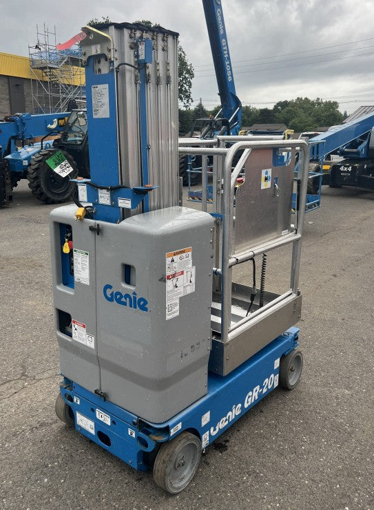 Used 2019 GENIE GR-20 Vertical Mast Boom Lift