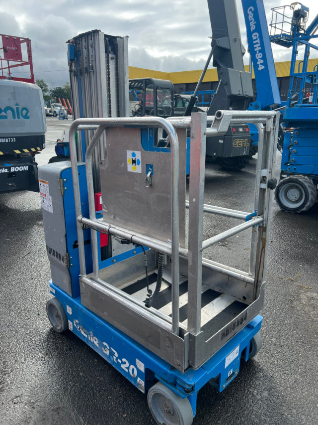Used 2018 GENIE GR-20 Vertical Mast Boom Lift