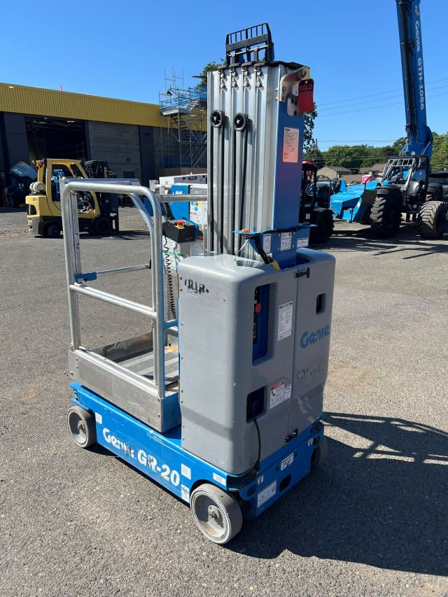 Used 2018 GENIE GR-20 Vertical Mast Boom Lift