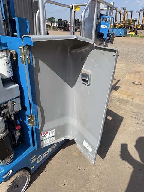 Used 2021 GENIE GR-20 Vertical Mast Boom Lift