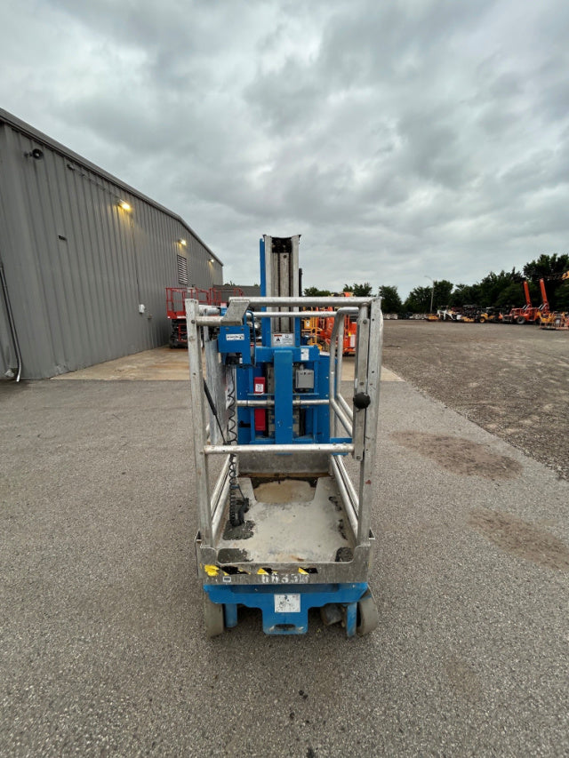 Used 2021 GENIE GR-20 Vertical Mast Boom Lift
