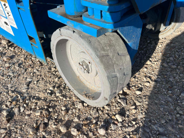 Used 2015 GENIE GS-1930 Scissor Lift