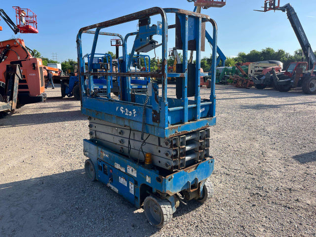 Used 2015 GENIE GS-1930 Scissor Lift