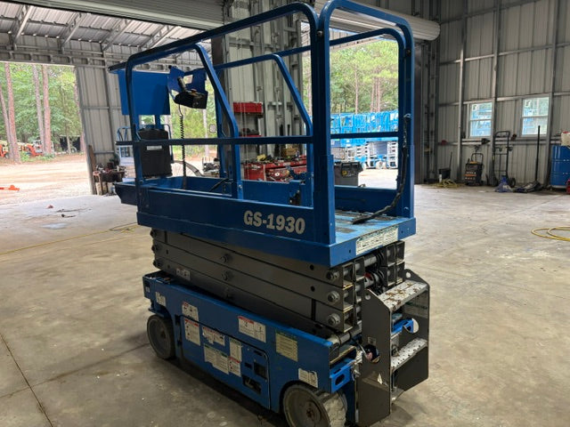 Used 2018 GENIE GS-1930 Scissor Lift