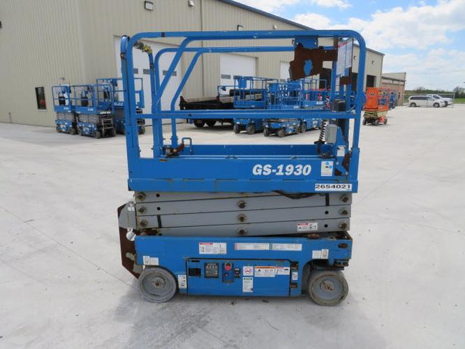 Used 2018 GENIE GS-1930 Scissor Lift, photo 5