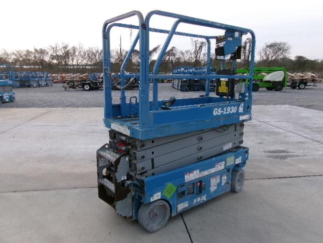 Used 2018 GENIE GS-1930 Scissor Lift, photo 3