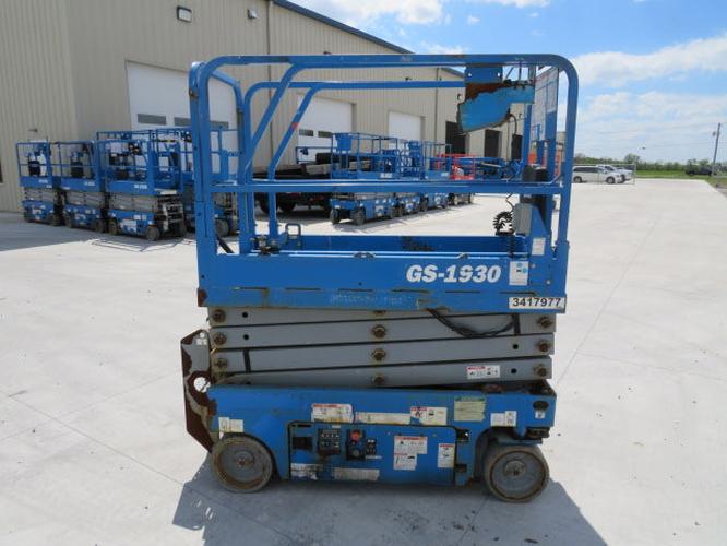 Used 2019 GENIE GS-1930 Scissor Lift, photo 5