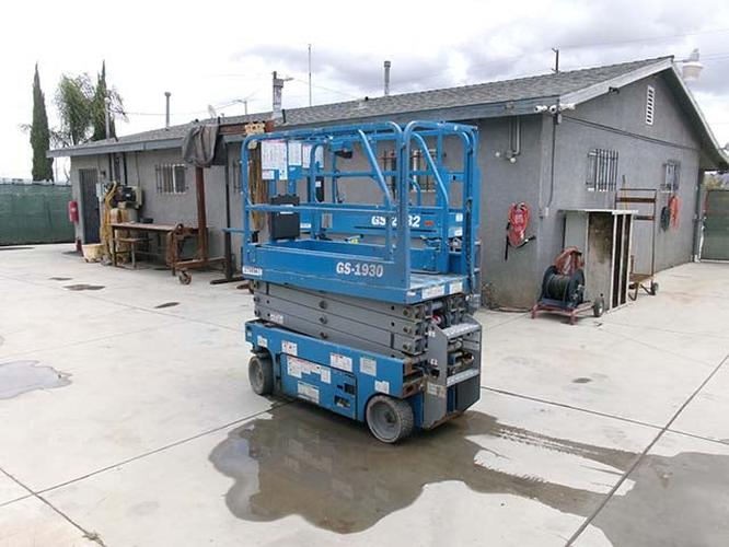 Used 2019 GENIE GS-1930 Scissor Lift, photo 5