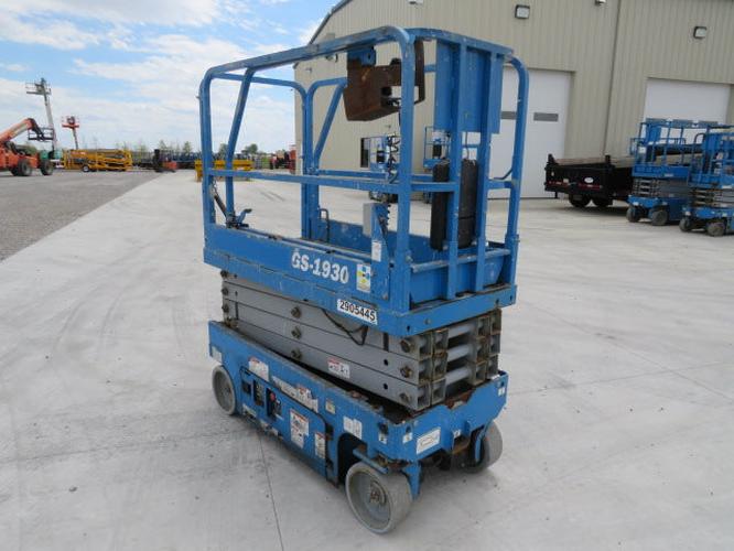 Used 2020 GENIE GS-1930 Scissor Lift, photo 4
