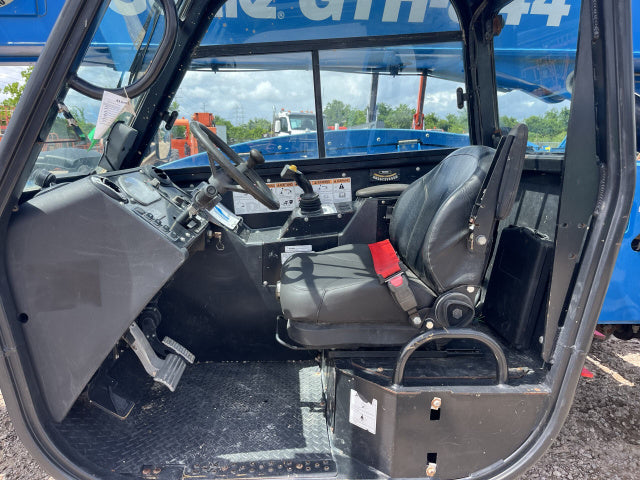 Used 2018 GENIE GTH-844 Telehandler Forklift