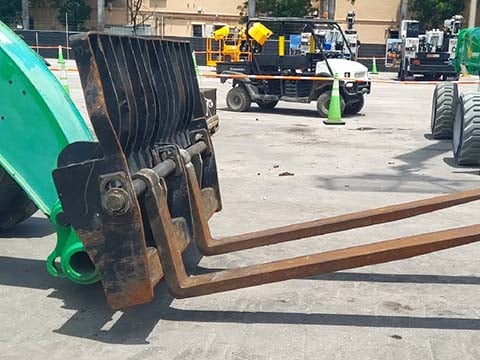 Used 2018 GENIE GTH-1544 Telehandler Forklift