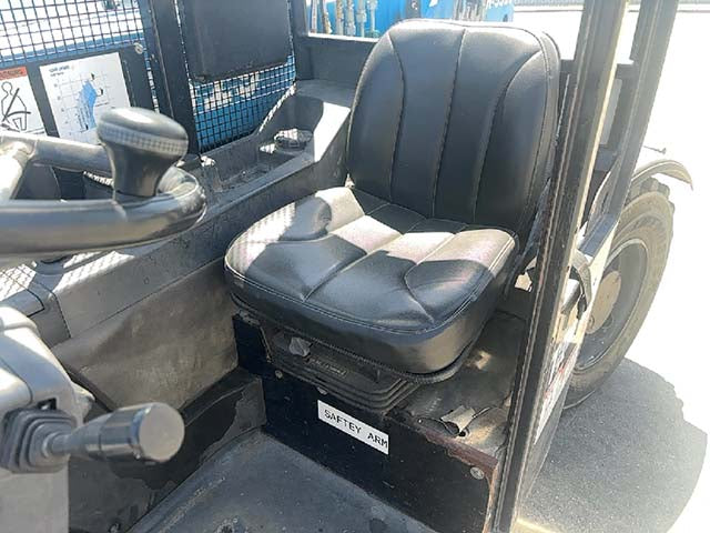 Used 2015 GENIE GTH-5519 Telehandler Forklift