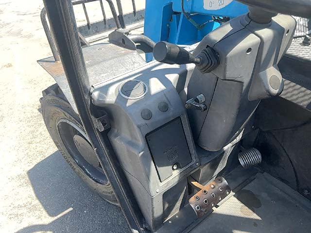 Used 2015 GENIE GTH-5519 Telehandler Forklift
