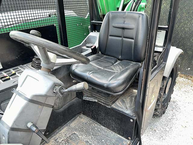 Used 2016 GENIE GTH-5519 Telehandler Forklift