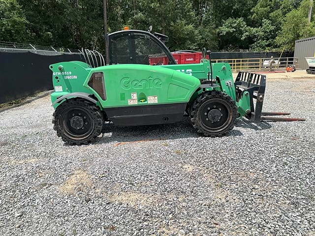 Used 2016 GENIE GTH-5519 Telehandler Forklift