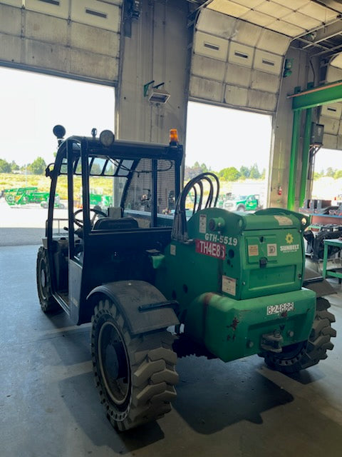 Used 2016 GENIE GTH-5519 Telehandler Forklift