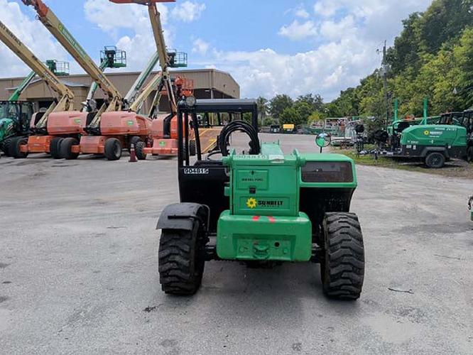 Used 2016 GENIE GTH-5519 Telehandler Forklift, photo 4