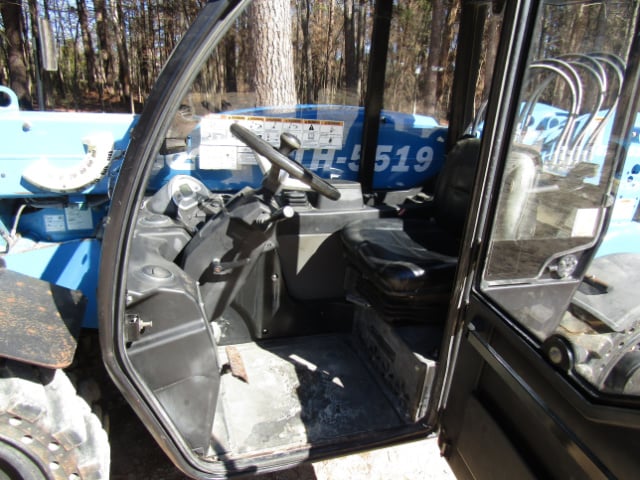 Used 2019 GENIE GTH-5519 Telehandler Forklift