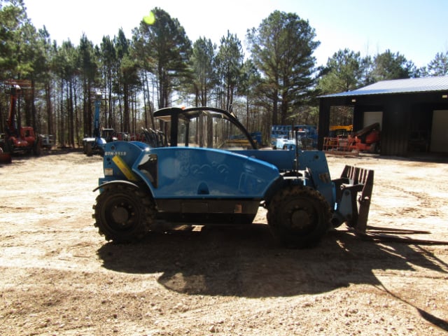 Used 2019 GENIE GTH-5519 Telehandler Forklift