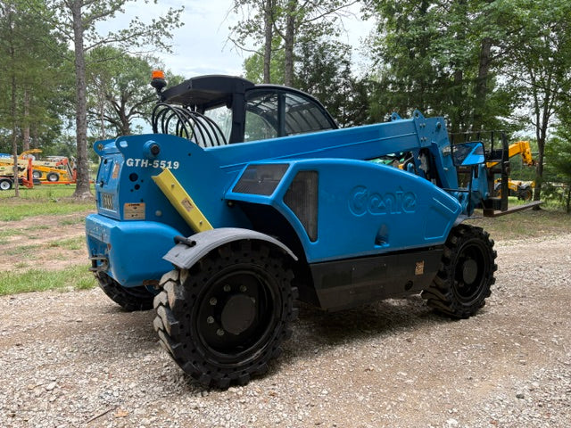 Used 2019 GENIE GTH-5519 Telehandler Forklift