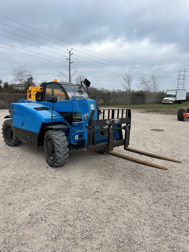 Used 2019 GENIE GTH-5519 Telehandler Forklift