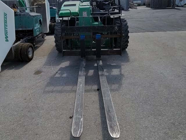Used 2017 GENIE GTH-5519 Telehandler Forklift