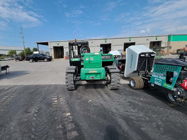 Used 2017 GENIE GTH-5519 Telehandler Forklift