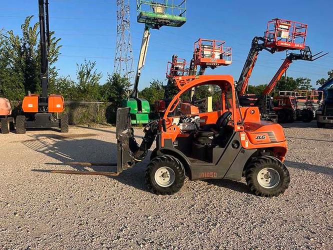 Used 2020 SKYTRAK 3013 Telehandler Forklift, photo 2