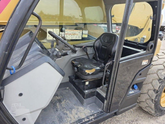 Used 2020 CAT TL1055D Telehandler Forklift