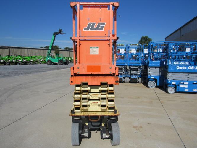 Used 2019 JLG 2632ES Scissor Lift, photo 3