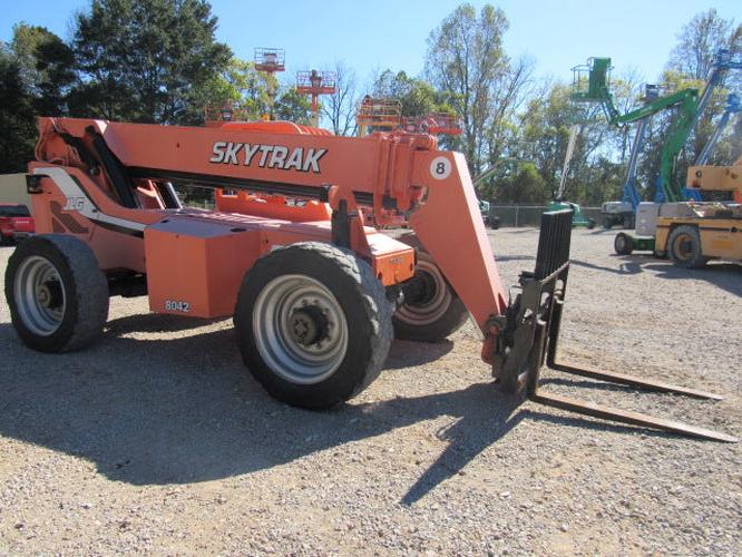 Used 2015 SKYTRAK 8042 Telehandler Forklift, photo 4