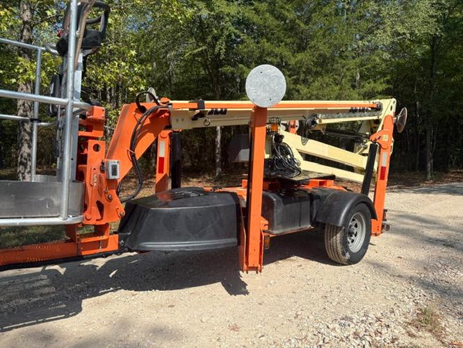Used 2019 JLG T350 Towable Boom Lift, photo 2