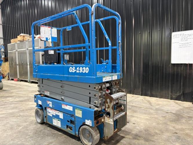 Used 2018 GENIE GS-1930 Scissor Lift, photo 3