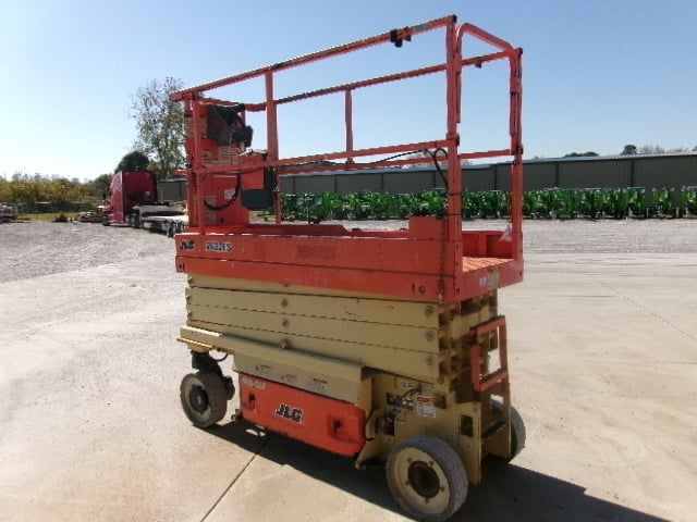 Used 2018 JLG 2632ES Scissor Lift