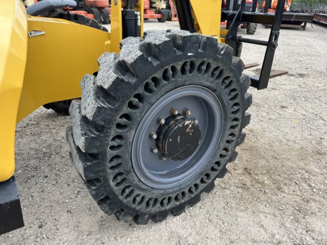 Used 2024 GEHL TH8-42 Telehandler Forklift