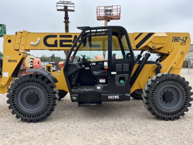 Used 2024 GEHL TH8-42 Telehandler Forklift