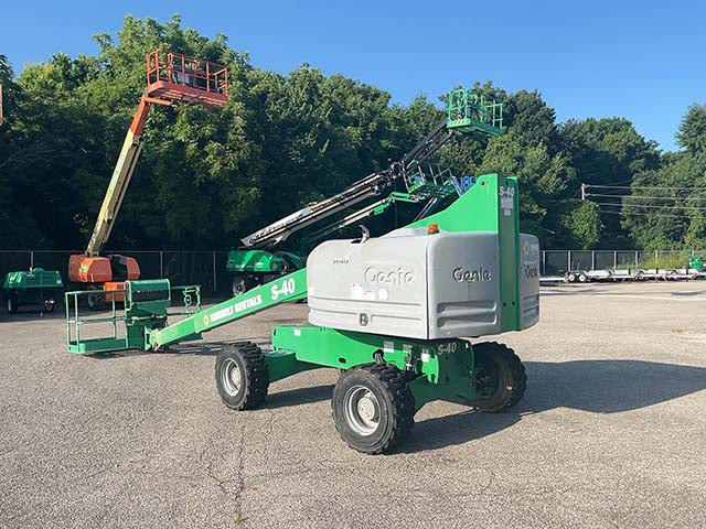 Used 2016 GENIE S-40 Telescopic Boom Lift