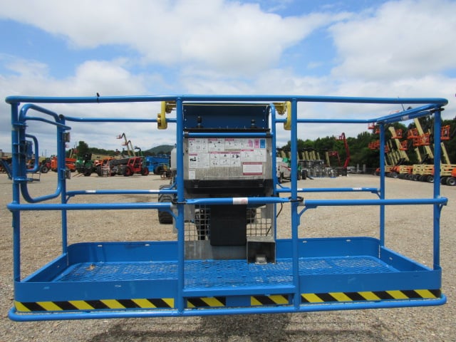Used 2018 GENIE S-80 XC Telescopic Boom Lift