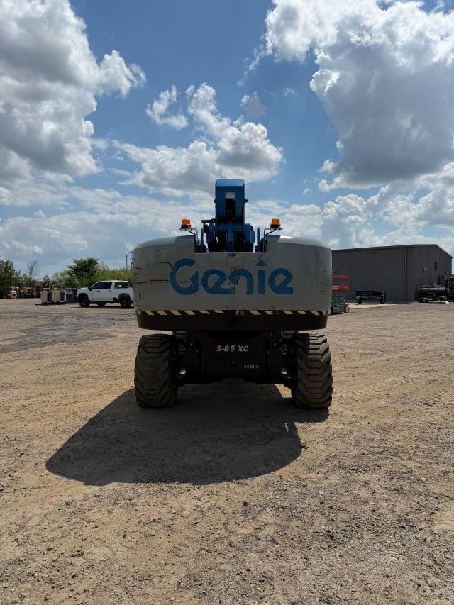Used 2018 GENIE S-85 XC Telescopic Boom Lift