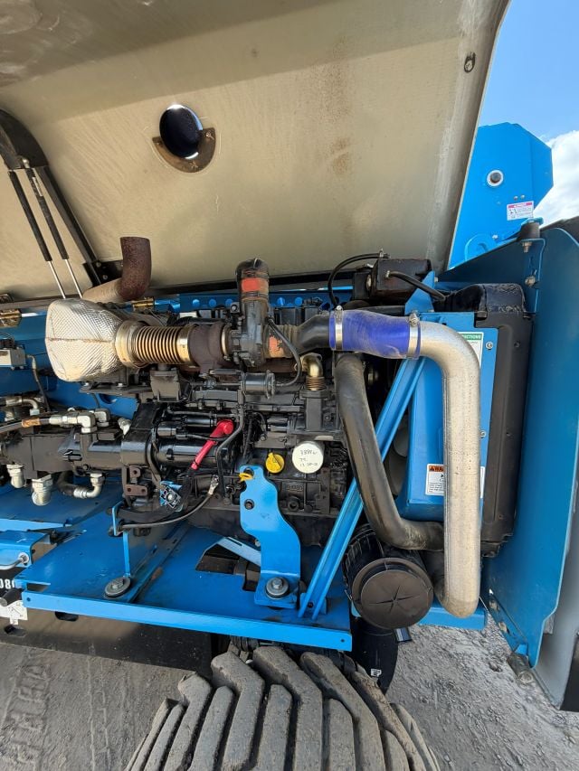 Used 2018 GENIE S-85 XC Telescopic Boom Lift