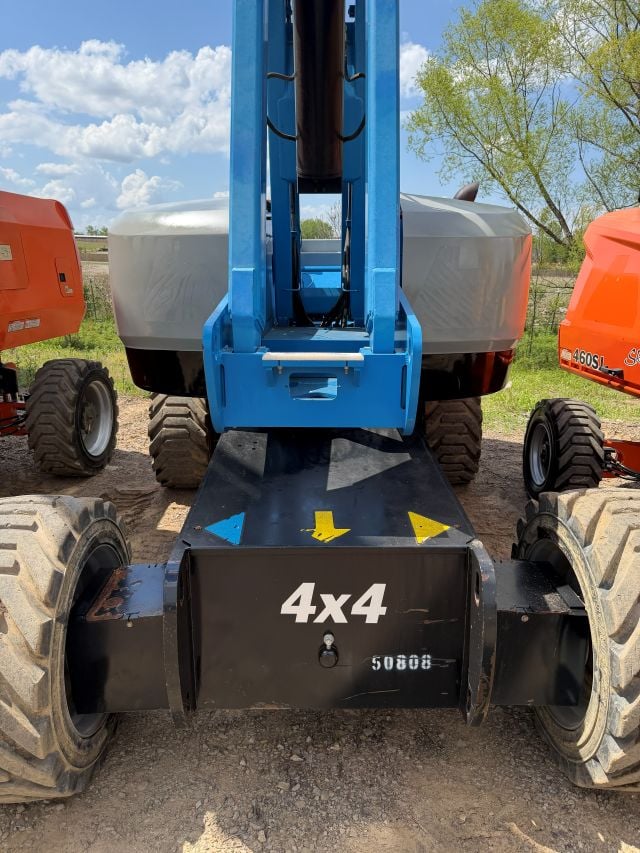 Used 2018 GENIE S-85 XC Telescopic Boom Lift