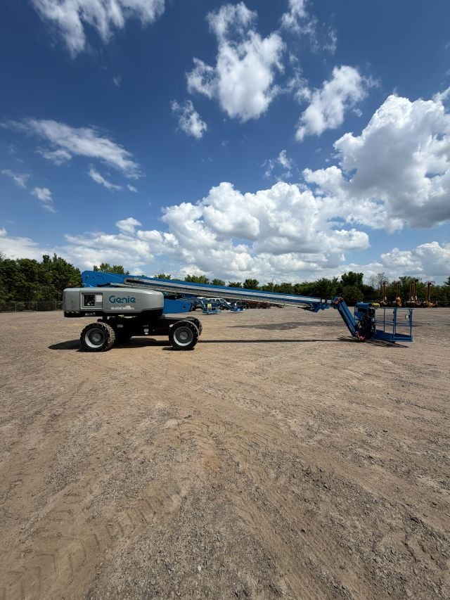 Used 2018 GENIE S-85 XC Telescopic Boom Lift